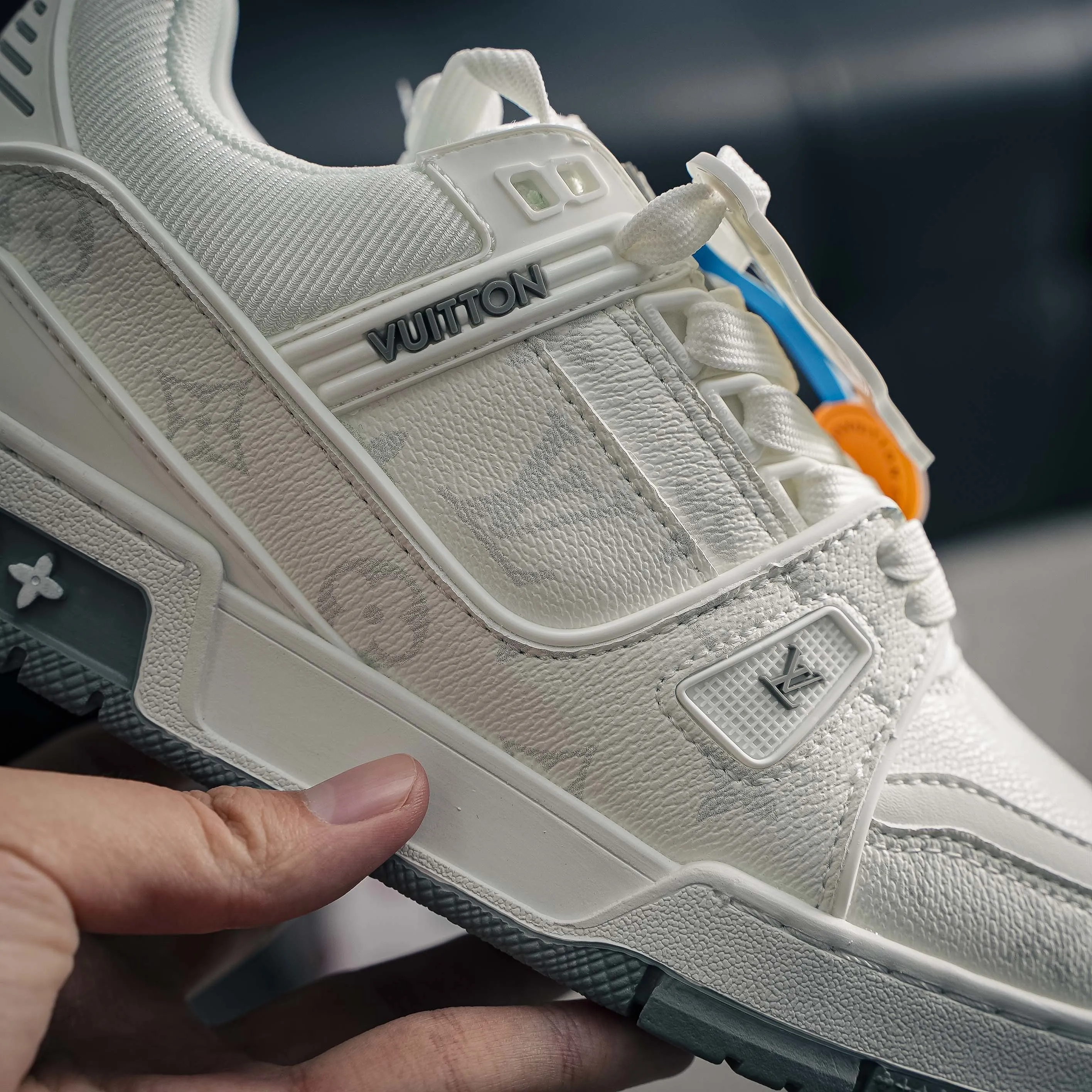 【 】 Louis Vuitton Trainer Sneaker Low Series Low-Top Retro Versatile Skate Shoes“ Virgil Abloh Retro Shoes ，